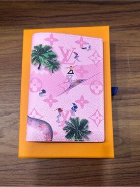 Louis Vuitton Skateboard Pink Passport Holder